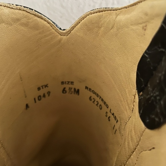 Corral Black and Pink Heeled Boots with Ornate Design - Picture 10 of 10